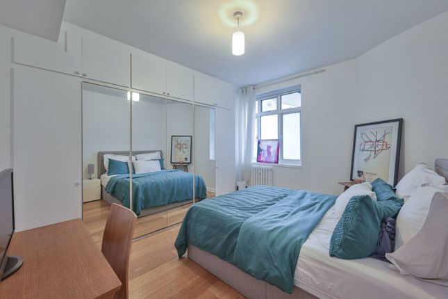 Onslow Crescent, South Kensington photo 4