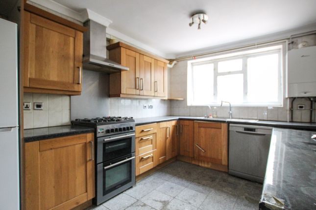 64, Otterfield Road, West Drayton photo 4