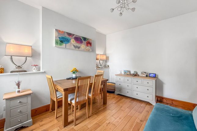 23, Vicarage Lawn, Barnstaple photo 3