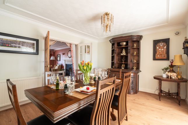 10, Lanark Road West, Juniper Green photo 4
