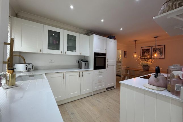 2-bed house on 32, Ethelburga Drive, Folkestone, £325,000