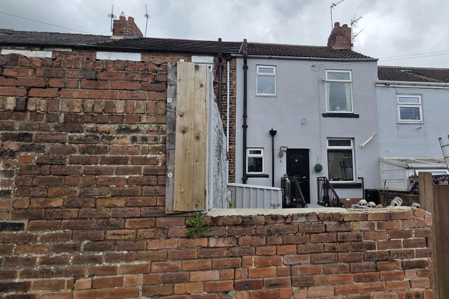 2-bed house on 10, South Row, Bishop Auckland, £17,000