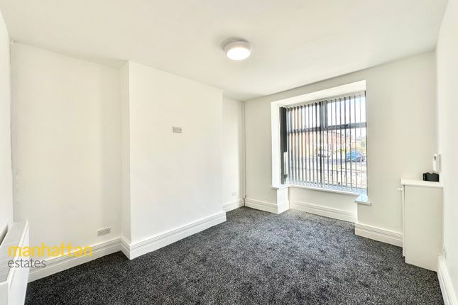 159, Belmont Road, Bolton photo 3