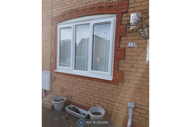 Dodson Close, AshtonInMakerfield, Wigan photo 3