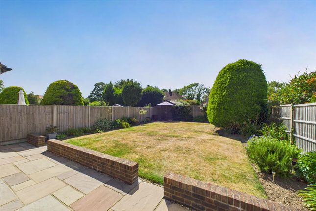 12, Willowbed Avenue, Chichester photo 3