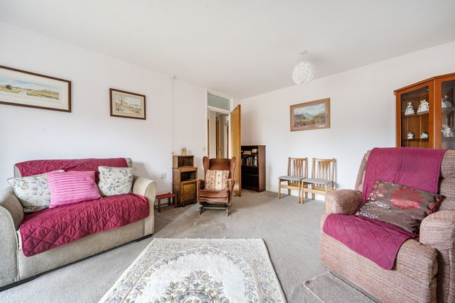 6, The Mulberrys, Royal Wootton Bassett photo 4