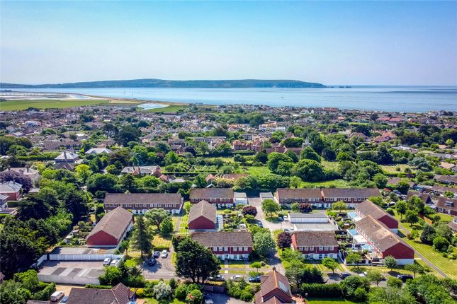 17, Deans Court, Lymington photo 4