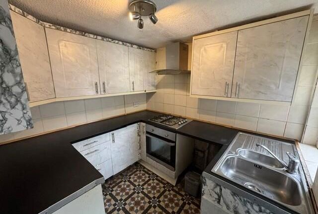 106, Cocker Street, Blackpool photo 2