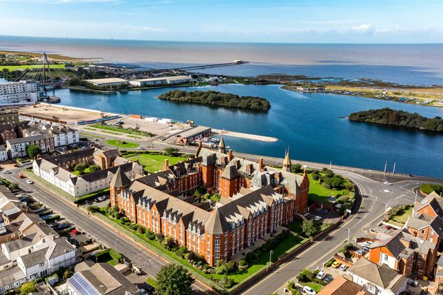 84 The Apartments, Marine Gate Mansions, Promenade, Southport photo 4