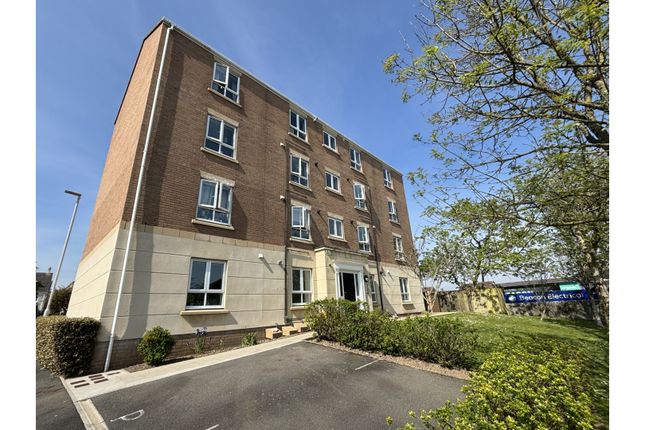 Thumbnail Flat for sale in Beacon Park Road, Plymouth