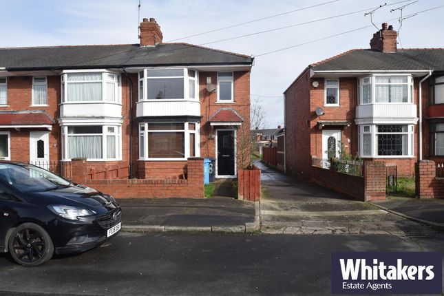 Terraced house to rent in Louis Drive, Hull