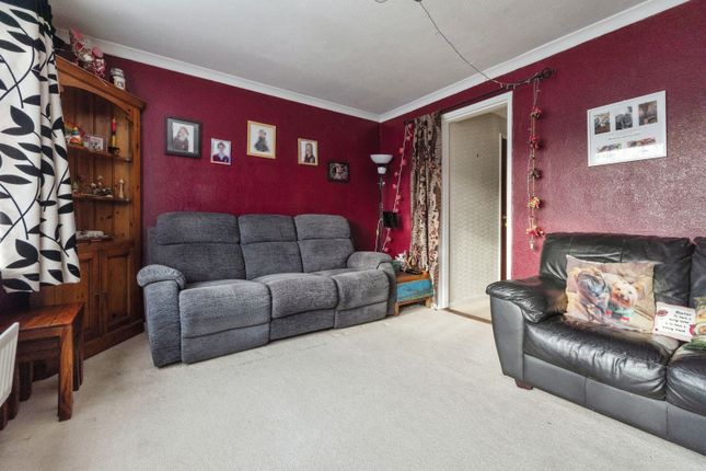 Terraced house for sale in Chaucer Way, Hitchin, Hertfordshire