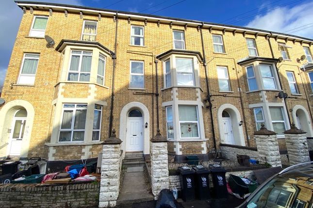 Flat to rent in Fairoak Avenue, Newport