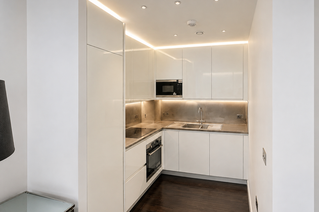 22, Haines House, Battersea photo 3