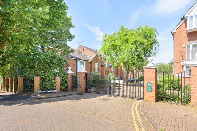 Honeyman Close, Brondesbury photo 3