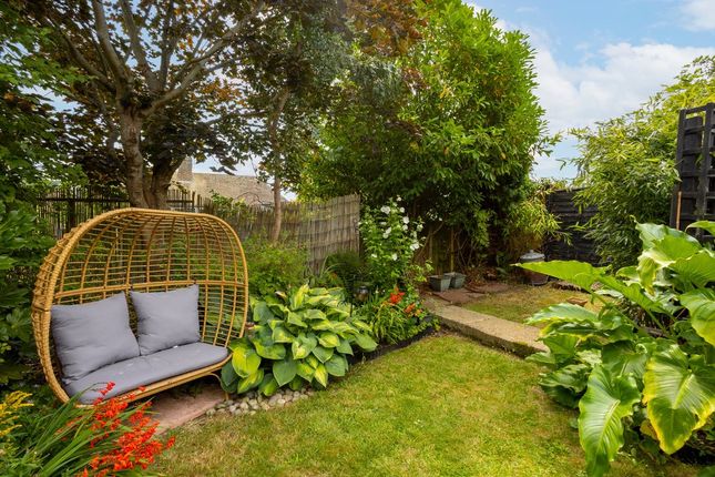 56, High Ridge, Hythe photo 4