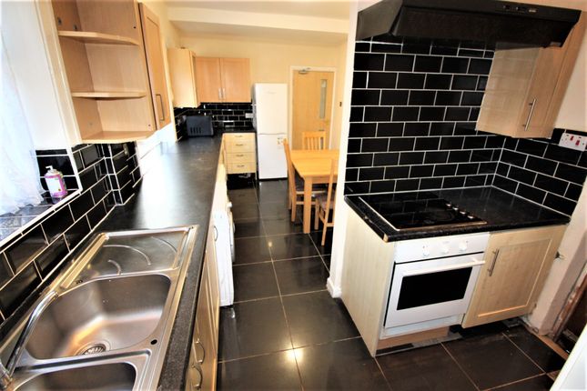Thumbnail Semi-detached house to rent in Fletchamstead Highway, Coventry