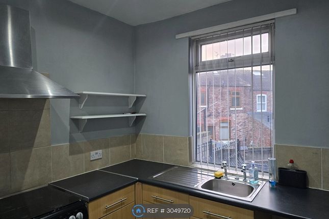 Flat, Greenfield Road Old Swan, Liverpool photo 2