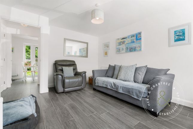 27, South View, Llantwit Major photo 2