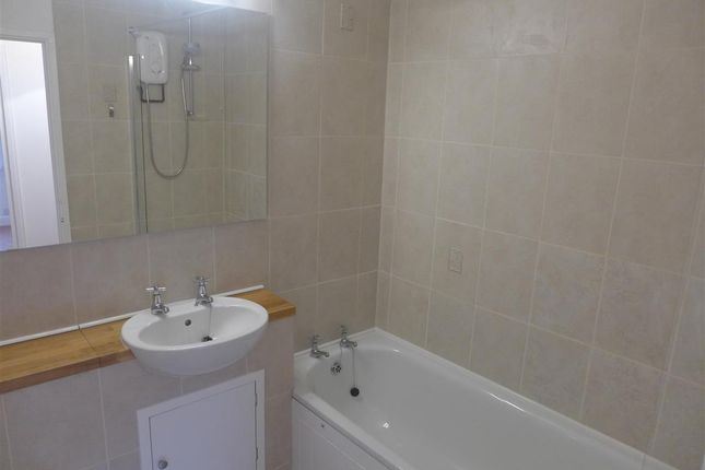 55, Goodeve Park, Bristol photo 5