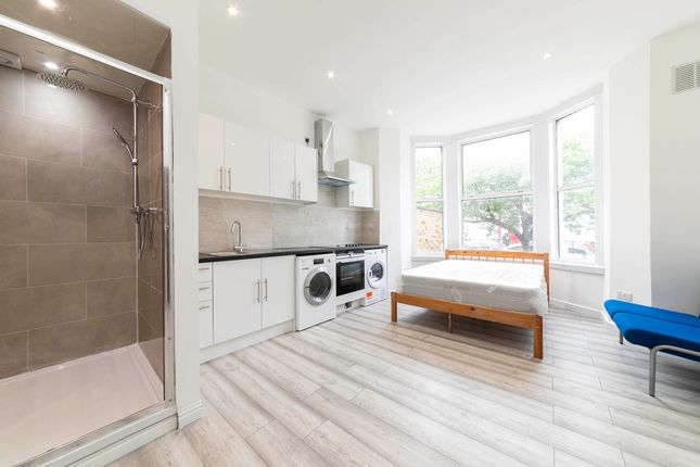 24, Callcott Road, London photo 4