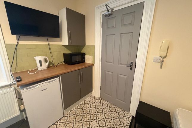 54, Athol Road Room 3, Sunderland photo 2