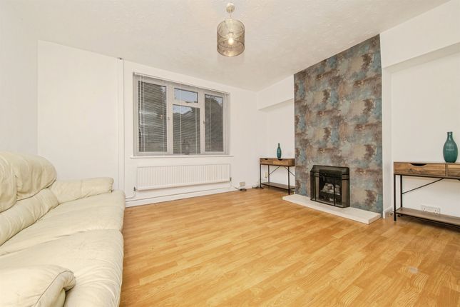 46, Geneva Road, Ipswich photo 3