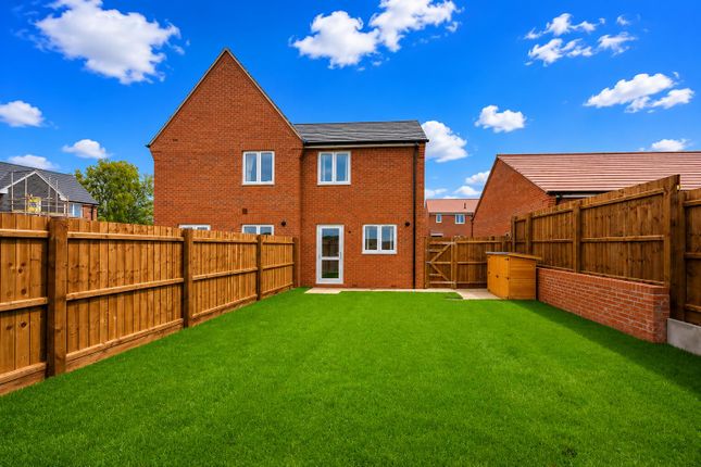 23, Newbury Gardens, Nottingham photo 2