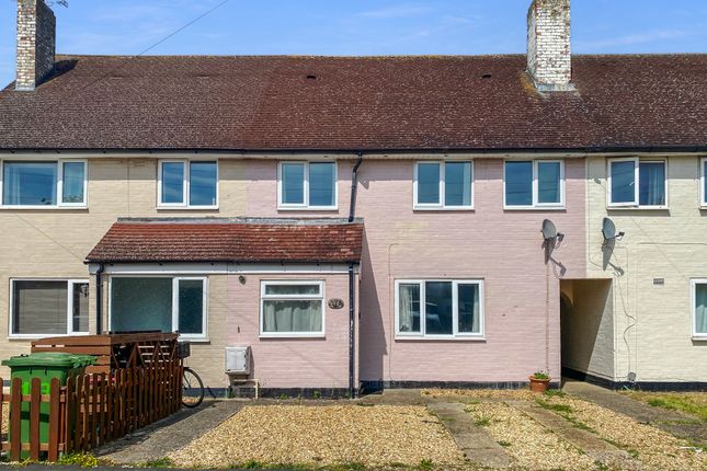 Terraced house to rent in Paget Road, Trumpington, Cambridge