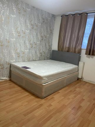 Thumbnail Terraced house to rent in Tiptree Crescent, Clayhall, Ilford