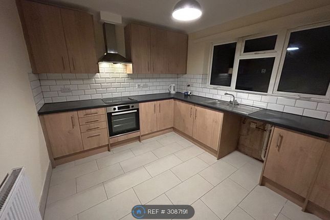 3 Bedroom Terraced in LN2 4EB
