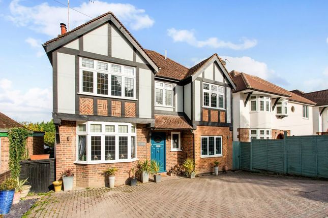 Thumbnail Detached house for sale in Roughdown Villas Road, Hemel Hempstead, Hertfordshire