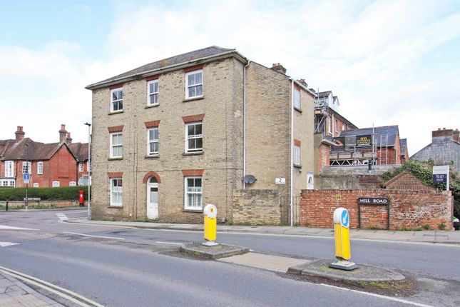 Thumbnail Flat to rent in Mill Road, Salisbury