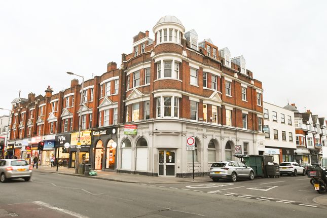 Thumbnail Flat for sale in Leeland Road, London