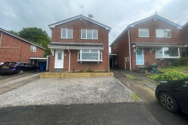 Detached house to rent in Delves Close, Chesterfield