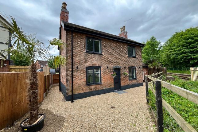 Thumbnail Detached house to rent in London Road, Stapeley, Nantwich, Cheshire
