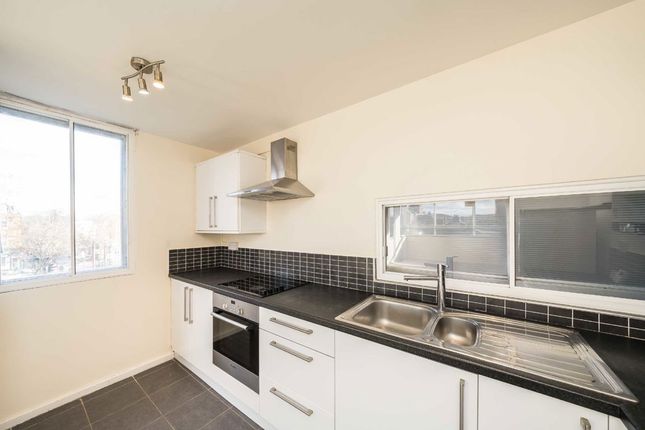 Flat 8, The Towers, Lower Mortlake Road, Richmond photo 2