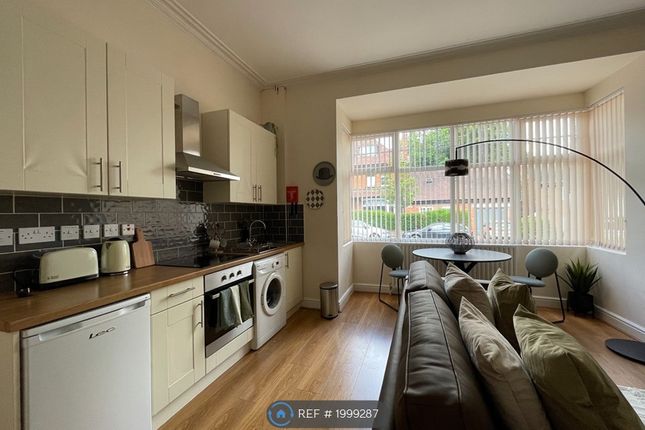 Flat to rent in Malvern Road, Acocks Green, Birmingham