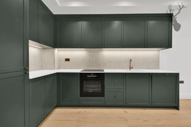 24a Morris Road, London photo 4