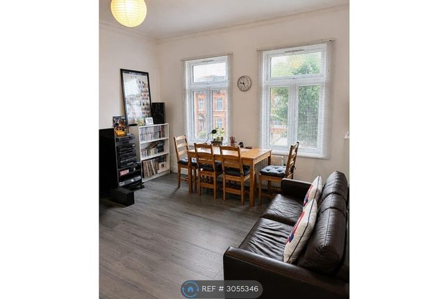 A Brownlow Road, London photo 3