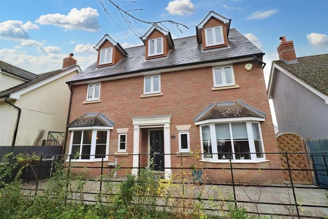 6-bed house on 18, Coopers Crescent, Braintree, £600,000
