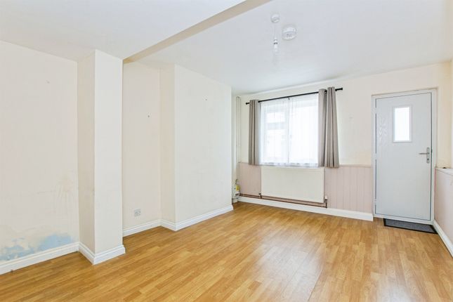 21, Seagate Terrace, Spalding photo 5