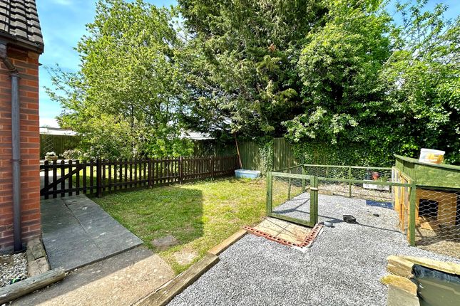 Detached bungalow for sale in Gravelands Lane, Henlade, Taunton