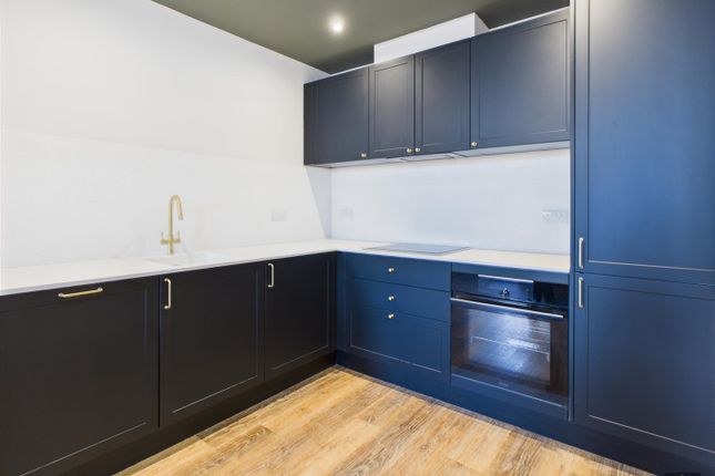 1-bed flat on Paternoster House, Exeter, £1,517/mo