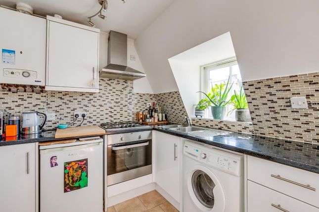 Flat for sale in George Mews, Brixton
