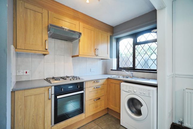4, Cedar Close, Leicestershire photo 3