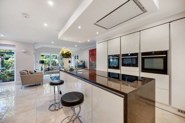 2, The Treetops, Wilmslow photo 3