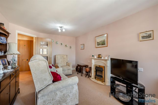36 Edwards Court, Queens Road, Attleborough photo 4