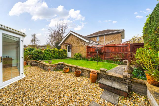 38, Broomhill Way, Boyatt Wood photo 5