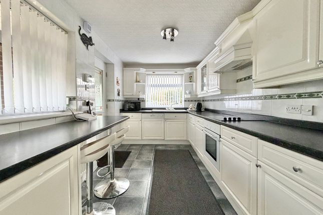 Pinmill, Waulkmill Close, Upton, Pontefract photo 3